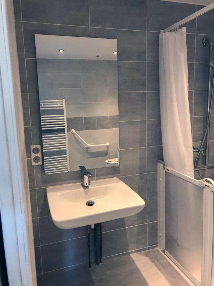 Salle de bain toilettes (7)